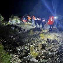Isparta’da kanyonda mahsur kalan 10 İHH gönüllüsü kurtarıldı