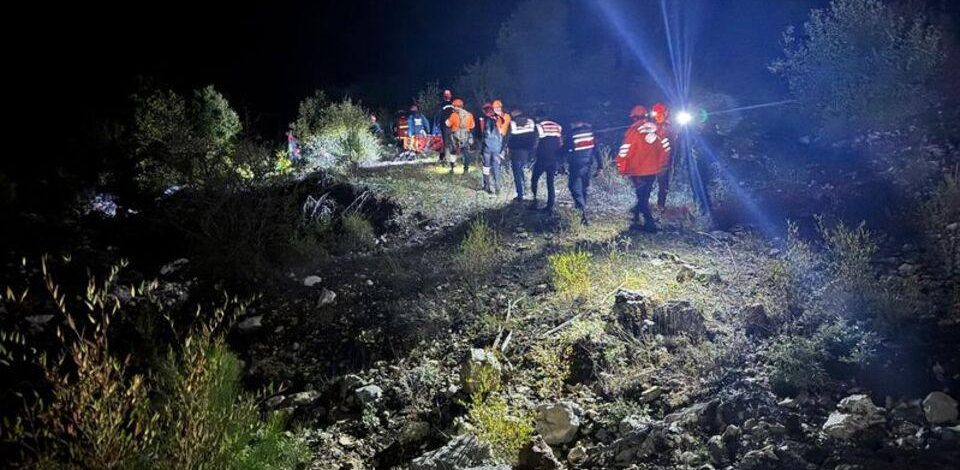 Isparta’da kanyonda mahsur kalan 10 İHH gönüllüsü kurtarıldı
