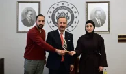 Isparta Valisi Abdullah Erin, Hind Recep’in annesi Wissam Hamada’yı valilikte ağırladı